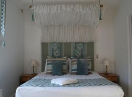 Rooms near Weston-super-Mare，位于Uphill的酒店