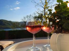 Vikendica Dijana Ramsko jezero，位于Ploča的酒店