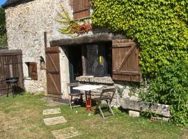 Le gîte de Pommette et Billy，位于La Hoguette的酒店