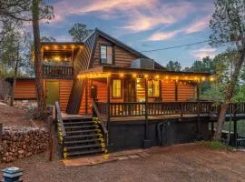 NEW! Hillside Getaway in the Pines, Games, Poker