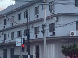 IPE Palace Hotel，位于科伦巴的酒店