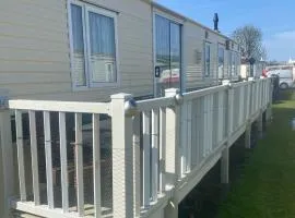 6 birth caravan - Summerlands, ingoldmells
