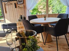 Hideaway Carnikava，位于察尔尼卡瓦的酒店