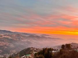 Sunny Horizon - The Valley View Penthouse，位于穆里的酒店