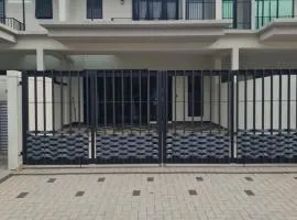 Lovely Garden Guest House, Ulu Yam