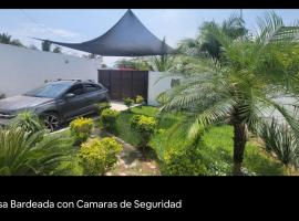 CASA con 2 habitaciones, Cocina,comedor y ba&ntilde;o privados，位于Candelaria的自助式住宿