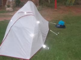 Hilltop Camp Site，位于Kihingo的酒店