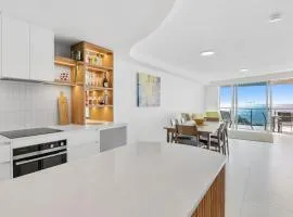 Sirocco 404 luxurious 3 bedroom unit, ocean front