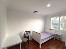 Comfortable Single Room in Baulkham Hills Home - BH4，位于保尔罕希尔斯的酒店
