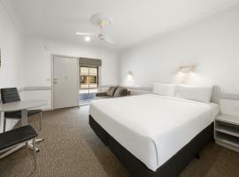 Centre Town Motel，位于纳甘比的酒店