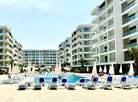 Sea Breeze, Park Residence-2