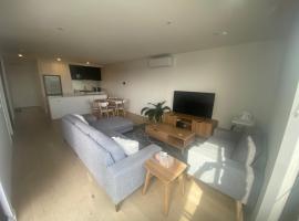 Modern Apartment Airport Area