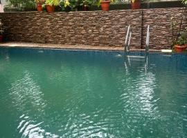 iveas beach resort，位于卡兰古特的住宿