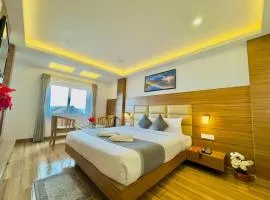 Hotel Vista Grand Darjeeling - near Railway station and mall road