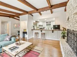 Hill Country Getaway Near San Marcos River home