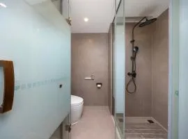 Mingzhi Shangchun Holiday Hotel