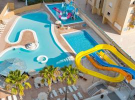 Bakour La Manga Splash，位于拉曼加戴尔马尔梅纳的酒店