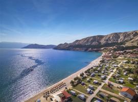 Victoria Camping Ba&scaron;ka Beach，位于巴斯卡的露营地
