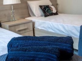 The Twin Haven Suites，位于Hamrun的酒店