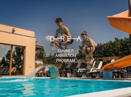 OREA Resort Panorama Moravský kras，位于布兰斯科的酒店