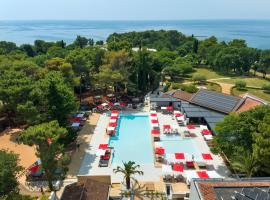 Hotel Pelegrin Plava Laguna，位于乌马格的酒店