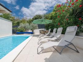 Lulani Soline Pool Apartment，位于索利纳的酒店
