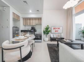 Damac Hills chic 1 Bed with Basketball Court，位于Dubai Marina的酒店