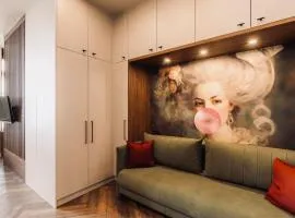 2 - Dolce Antoinette - DonViore