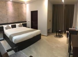 CTC Orchid Inn，位于Wahjajer的酒店