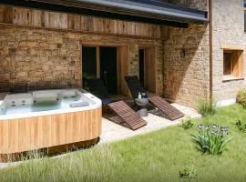 Chalet Ferret - OVO Network