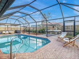 3BR Home with Private Pool in Central Fort Myers