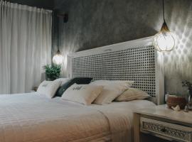 El Hallo Hotel Boutique，位于圣贝纳迪诺的酒店