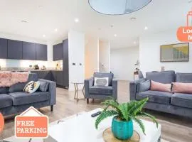 Luxury Free Parking Townhouse