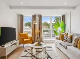 Apartment in Wimbledon with Cinema, Gym, Game Room