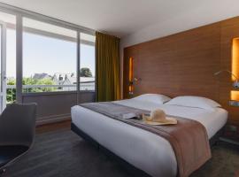 BRIT HOTEL - RESTAURANT Saint-Brieuc Langueux，位于朗格的酒店