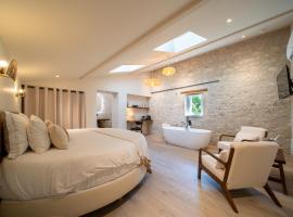 H&ocirc;tel Rive Sud，位于希农的浪漫度假酒店