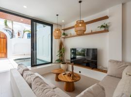 Amal 2 Canggu 2BR Private Pool Villa By Bali Bliss Properties，位于孟威的酒店