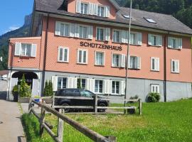 Rustico Apartment in Emmetten，位于埃梅滕的酒店