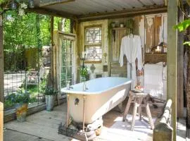The Woodlands Retreat