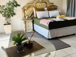 KwaSihle Guesthouse，位于Dobsonville的酒店