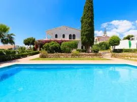 Villa Carmen - Peaceful Eco-Luxury with private pool