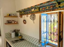 Dar Fattouma，位于乌姆苏克的自助式住宿