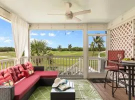 Coral Breeze by AvantStay Close to Beach w Balcony Shared Pool Month Long Stays Only