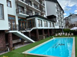 Harmonija resort，位于查查克的酒店
