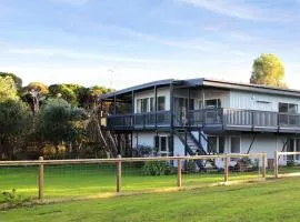 Seanic at Smiths - book a 3rd night at half price Available from 1st June - 31st Aug excluding School Holidays & Public Holidays