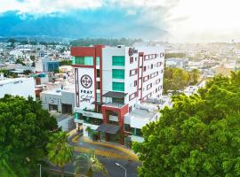 Hotel Fray Select，位于特皮克的酒店