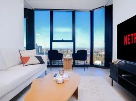 Modern Living 2BR Apt Southbank