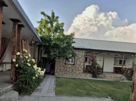 Shorzha Kangar Guesthouse，位于Shorzha的酒店