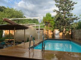 The X10 Nordic Tent and Glamping Pool Villa Khaoyai เขาใหญ่ - SHA Certified，位于Ban Thung Sawang的酒店