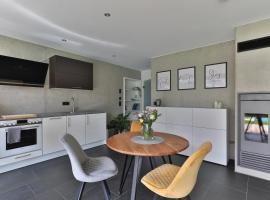 Modernes Studio-Apartment - Gartenblick，位于格尔斯托芬的酒店